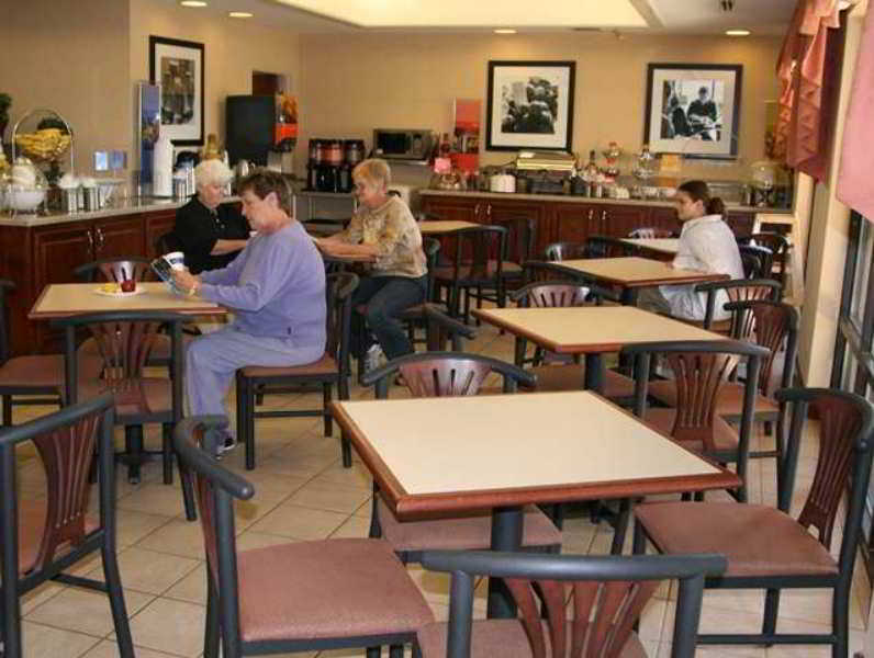 Hampton Inn Frostburg Restaurante foto